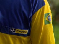 Dupla assalta agencia do Correios em Prat�nia e tranca v�timas no banheiro
