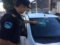 GCM detm um homem acusado de danificar trs veculos em rotatria