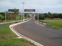 Homem � encontrado assassinado com 13 perfura��es em Prat�nia