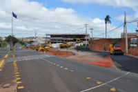 Nova rotat�ria come�a a ganhar forma na Avenida Pedretti Netto 