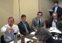 Deputados se dividem em debate de medidas de combate a corrup��o  