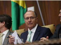 Alckmin atua para barrar novo mandato de A�cio �  presid�ncia do PSDB