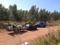 GPA identifica empresa que descartou restos de tapearia na estrada da Indiana 