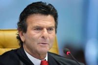 Ministro do Supremo anula vota��o de pacote anticorrup��o na C�mara 