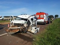 Acidente em Ipaussu entre carro e caminh�o deixa v�tima em estado grave