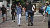 Ciclistas e pedestres podem ser passivos de multas no tr�nsito