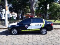 Tr�s adolescentes furtam loja em Botucatu e acabam apreendidas em Itatinga