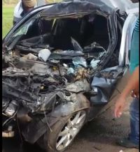 Motorista morre em rodovia prensado nas ferragens de seu autom�vel 