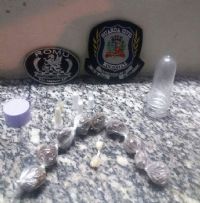 ROMU de S�o Manuel apreende adolescente com maconha, crack e coca�na