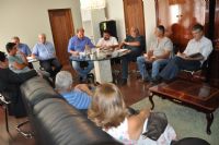 Prefeito M�rio Pardini inicia mandato se reunindo com seu secretariado