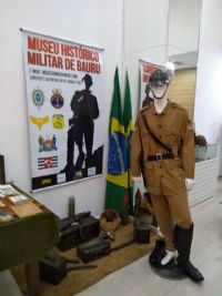 Museu da Pol�cia Militar est� exposto em um espa�o do Shopping Botucatu