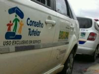 GCM flagra um cidad�o embriagado com beb� vulner�vel na Pra�a do Bosque 