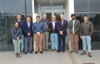 FCA/Unesp recebe presidente de rede internacional de pesquisa florestal