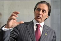 Aliado do Planalto, Eun�cio de Oliveira � eleito presidente do Senado Federal