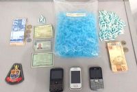 PM  de Prat�nia  faz grande opera��o e apreende 119 pinos de coca�na