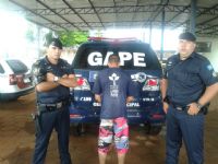 GAPE surpreende indivduo com 3 tipos de drogas na regio do Ptio 8
