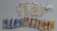 Rapaz flagrado no trfico tenta subornar PM oferecendo droga e dinheiro