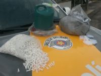 Adolescente de 16 anos � apreendida com 1,2 mil pinos de coca�na em Agudos